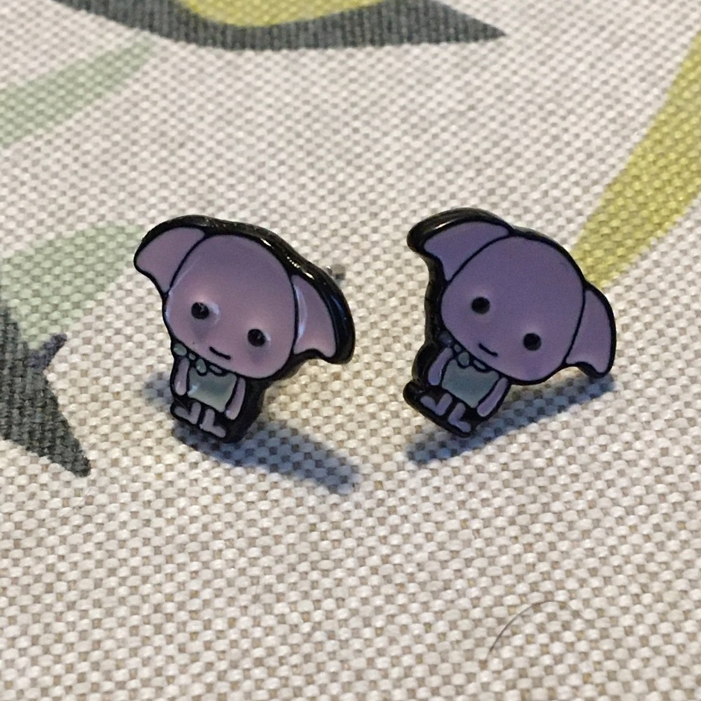 ❌SOLD❌🔆Harry Potter “Dobby” enamel earrings🔆
